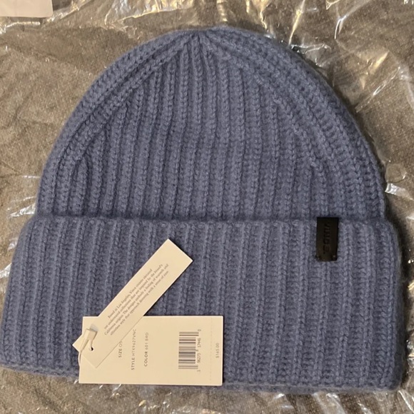 Vince Unisex Boiled 100% Cashmere Chunky Half Cardigan Knit Hat Dusty Blue OS - Picture 3 of 8